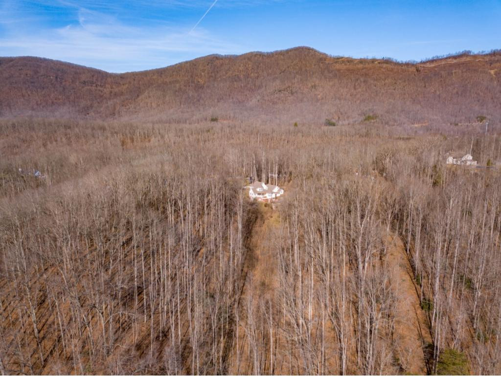 5308 Skeens Ridge Road Big Stone Gap, VA 24219 - Photo 34 of 36 Photo 34