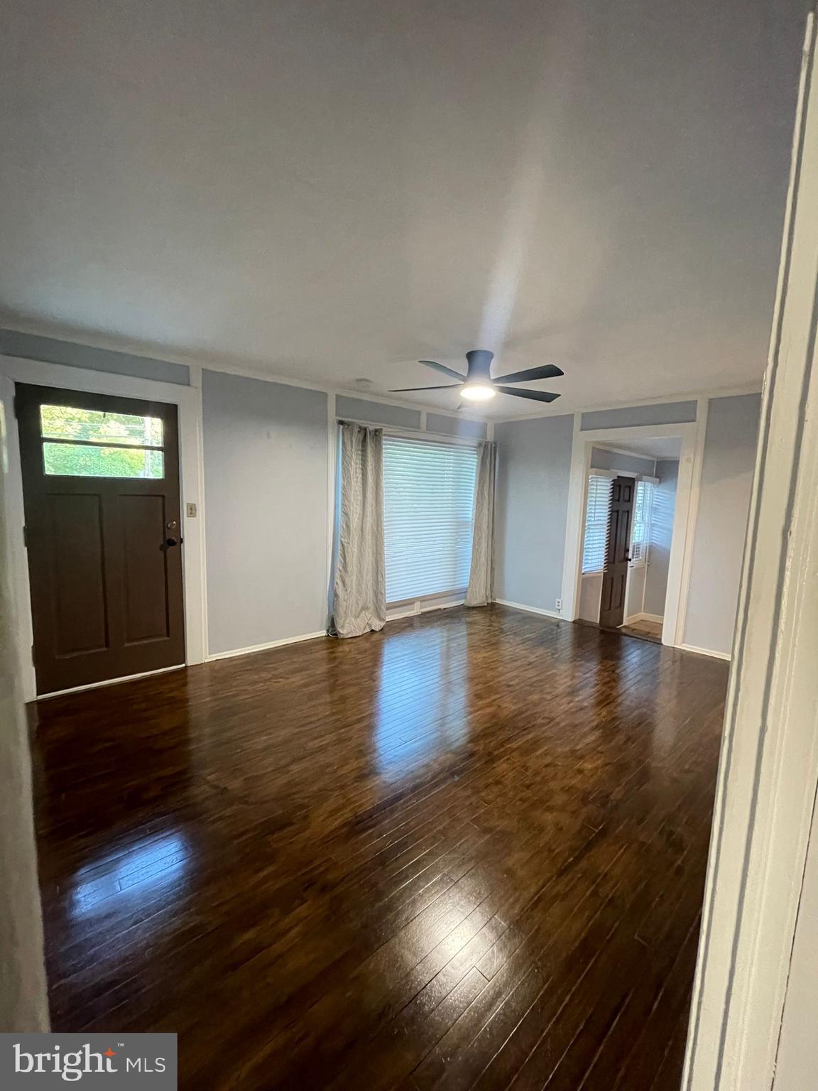 895 Lower Ferry Road Ewing, NJ 08628 - Photo 6 of 25