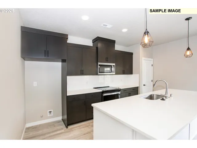 $569,900 | 12801 Northeast 109th Street, Vancouver, WA 98682