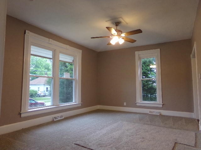 722 Colver Street Muscatine, IA 52761 - Photo 3 of 16 Gallery Image 3