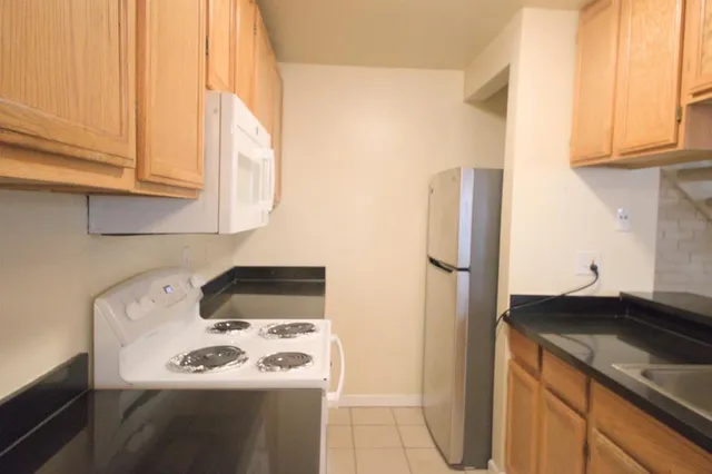 $1,695 | 1214 Sycamore Drive, Antioch, CA 94509