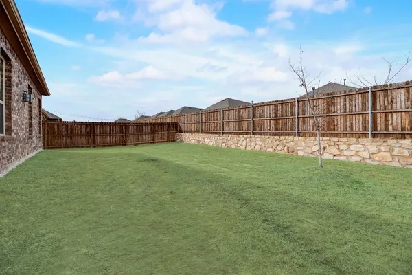 $389,000 | 11221 Summer Rain Boulevard, Aubrey, TX 76227