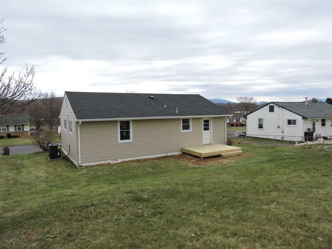 113 Link Road Waynesboro, VA 22980 - Photo 25 of 33 Gallery Image 25