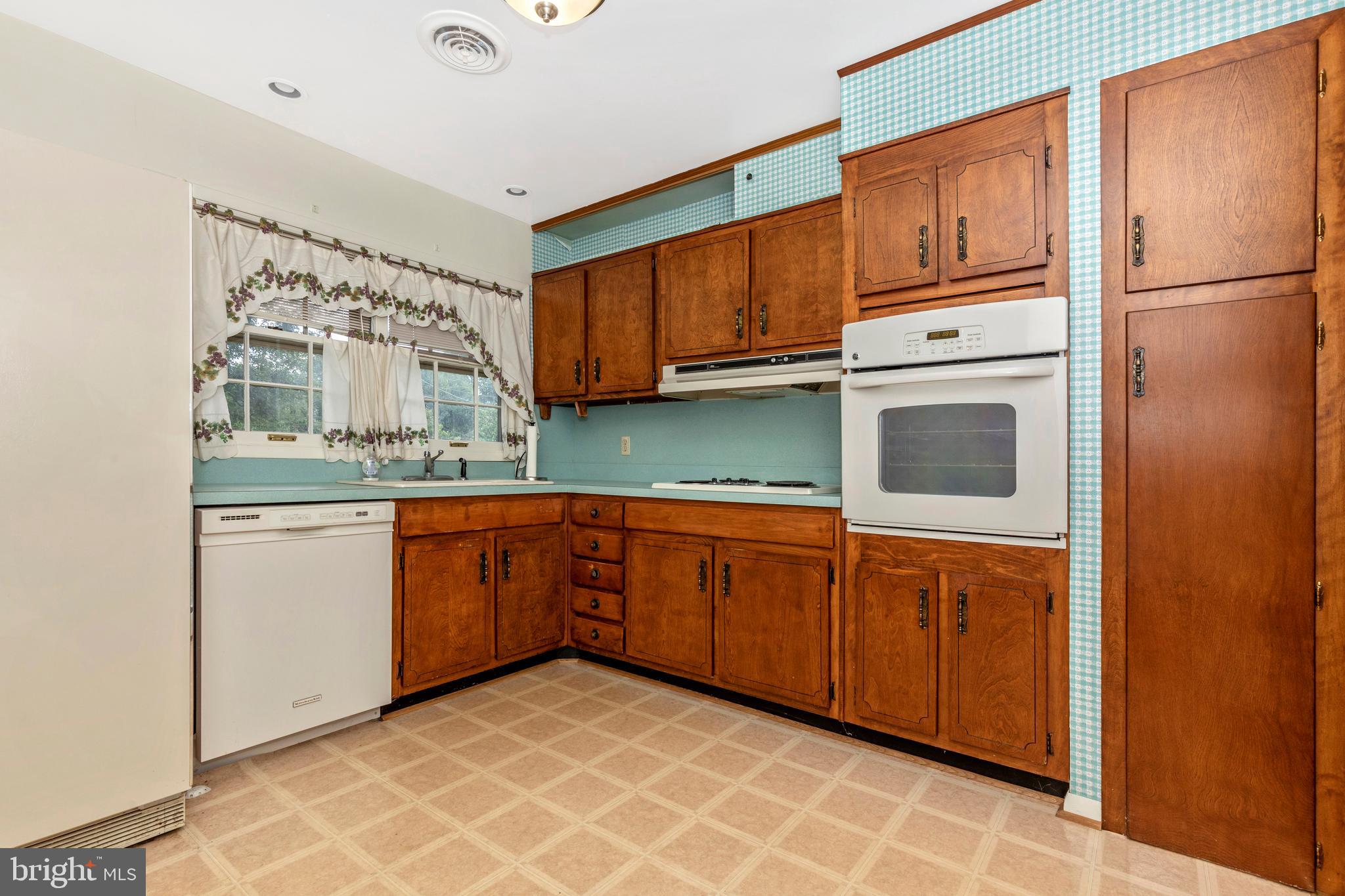 7947 Yellow Springs Road Frederick, MD 21702 - Photo 22 of 53