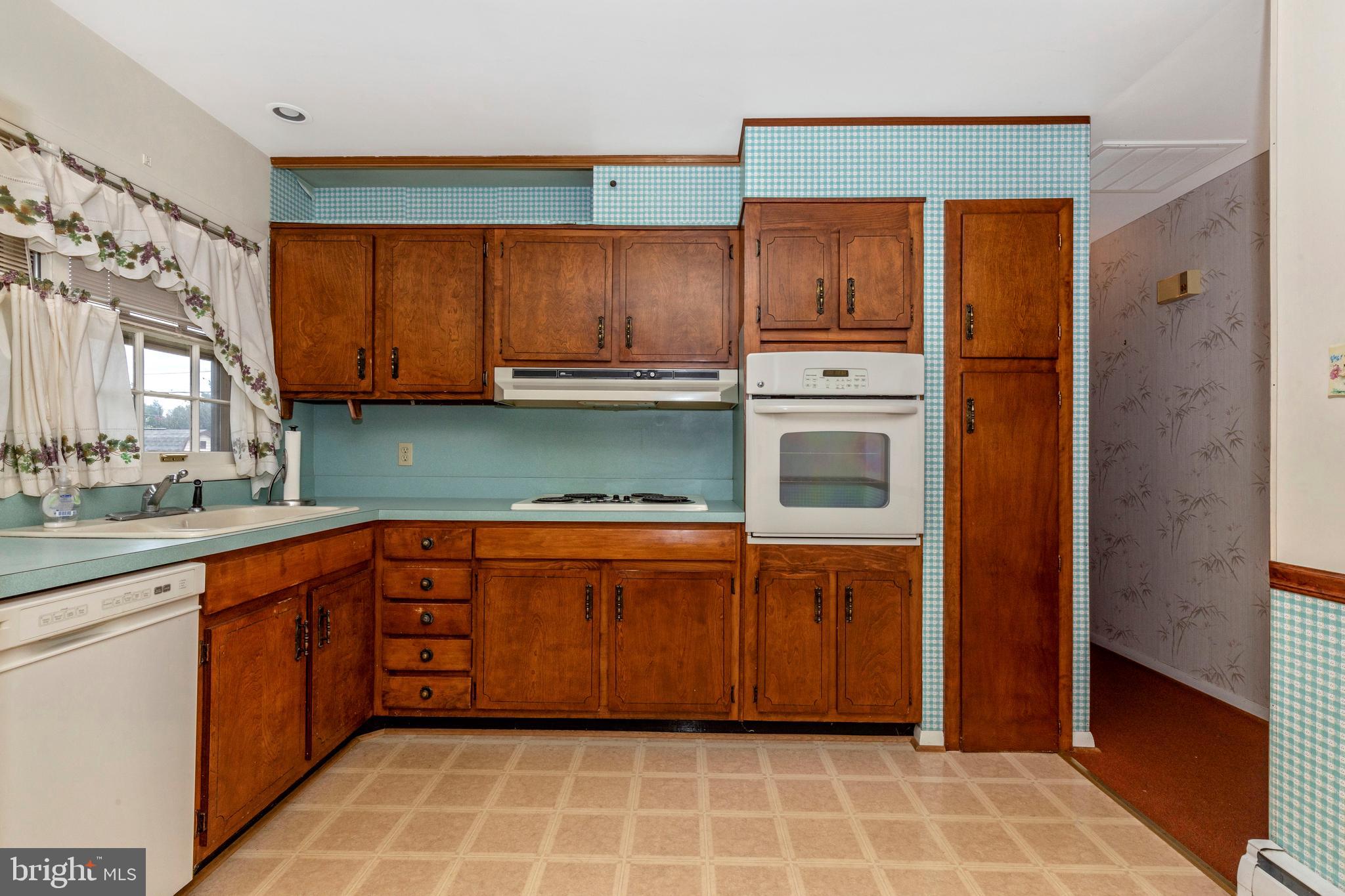 7947 Yellow Springs Road Frederick, MD 21702 - Photo 23 of 53