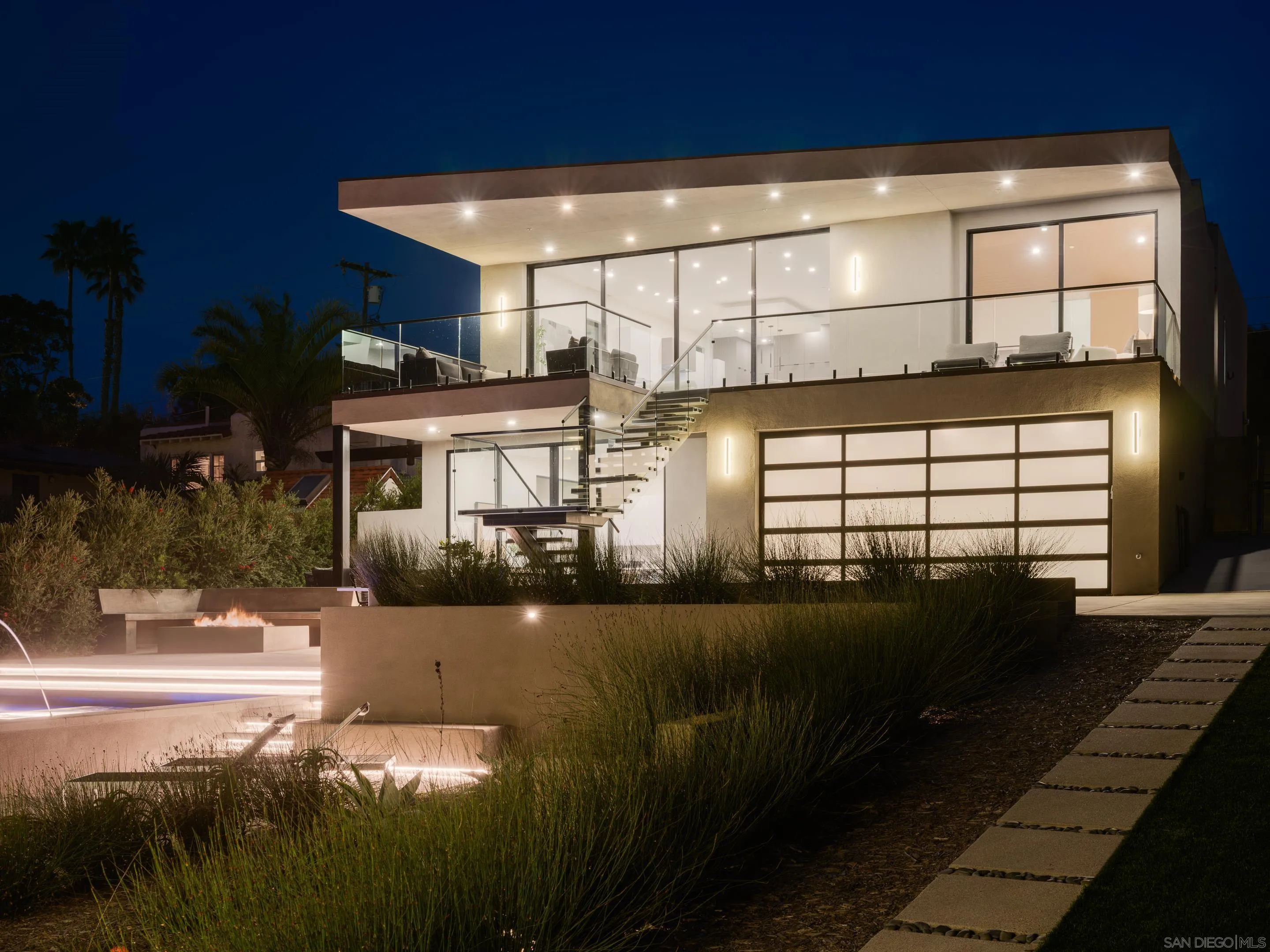 147 South Rios Avenue Solana Beach, CA 92075 - Photo 3 of 43