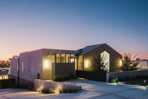 $9,250,000 | 147 South Rios Avenue, Solana Beach, CA 92075