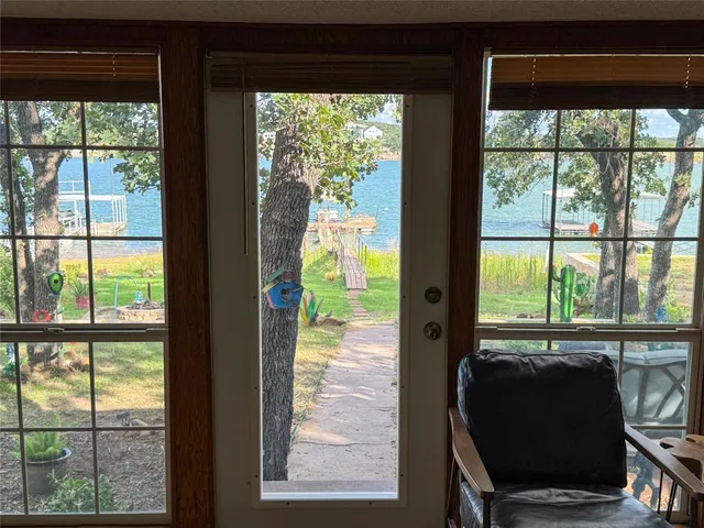 $269,900 | 973 North Shore Drive, Cisco, TX 76437