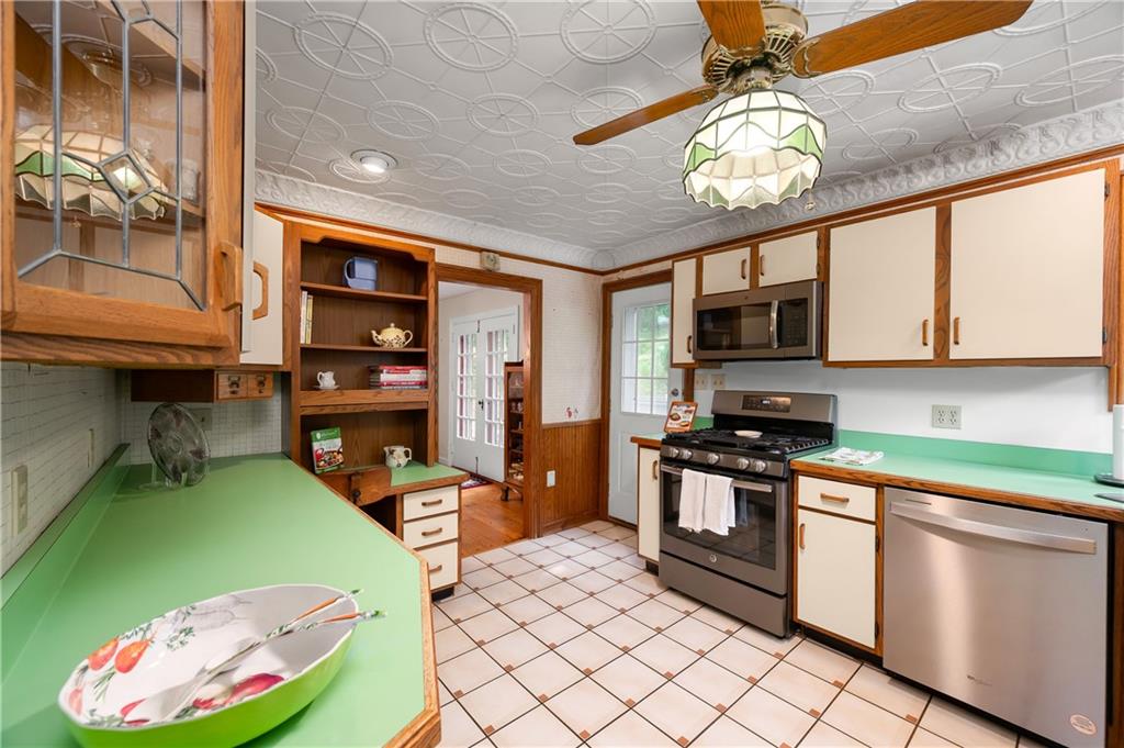 3871 Green Valley Road Pittsburgh, PA 15235 - Photo 15 of 50