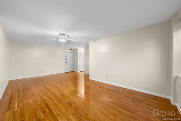$2,400 | 451 Fulton Avenue, Unit 3E, Hempstead, NY 11550