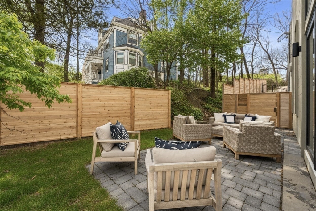 44 A Robeson Street Boston, MA 02130 - Photo 6 of 35