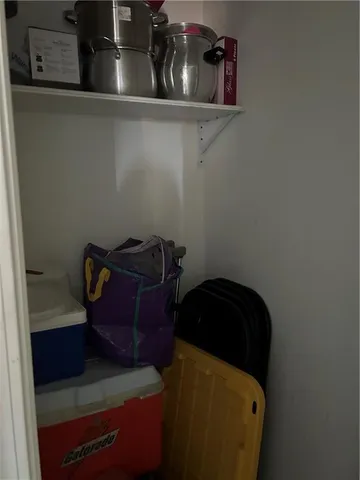 $1,400 | 3110 Edenborn Avenue, Unit 402, Metairie, LA 70002