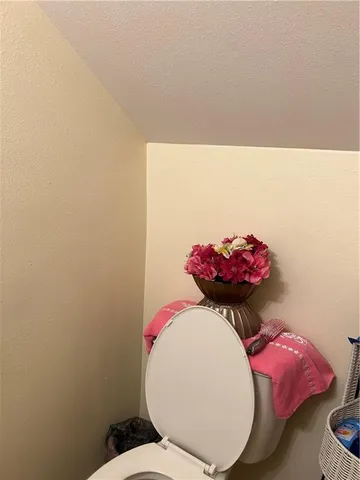 $1,400 | 3110 Edenborn Avenue, Unit 402, Metairie, LA 70002