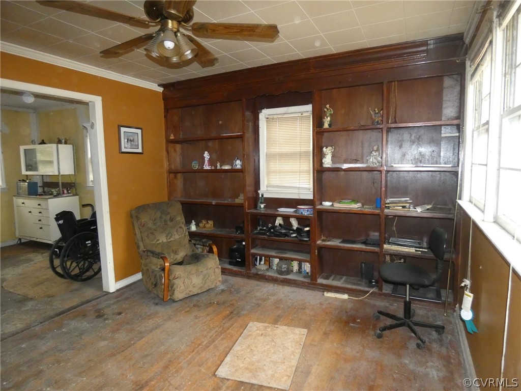 10309 Taylor Road Chesterfield, VA 23838 - Photo 14 of 16 a room with furniture