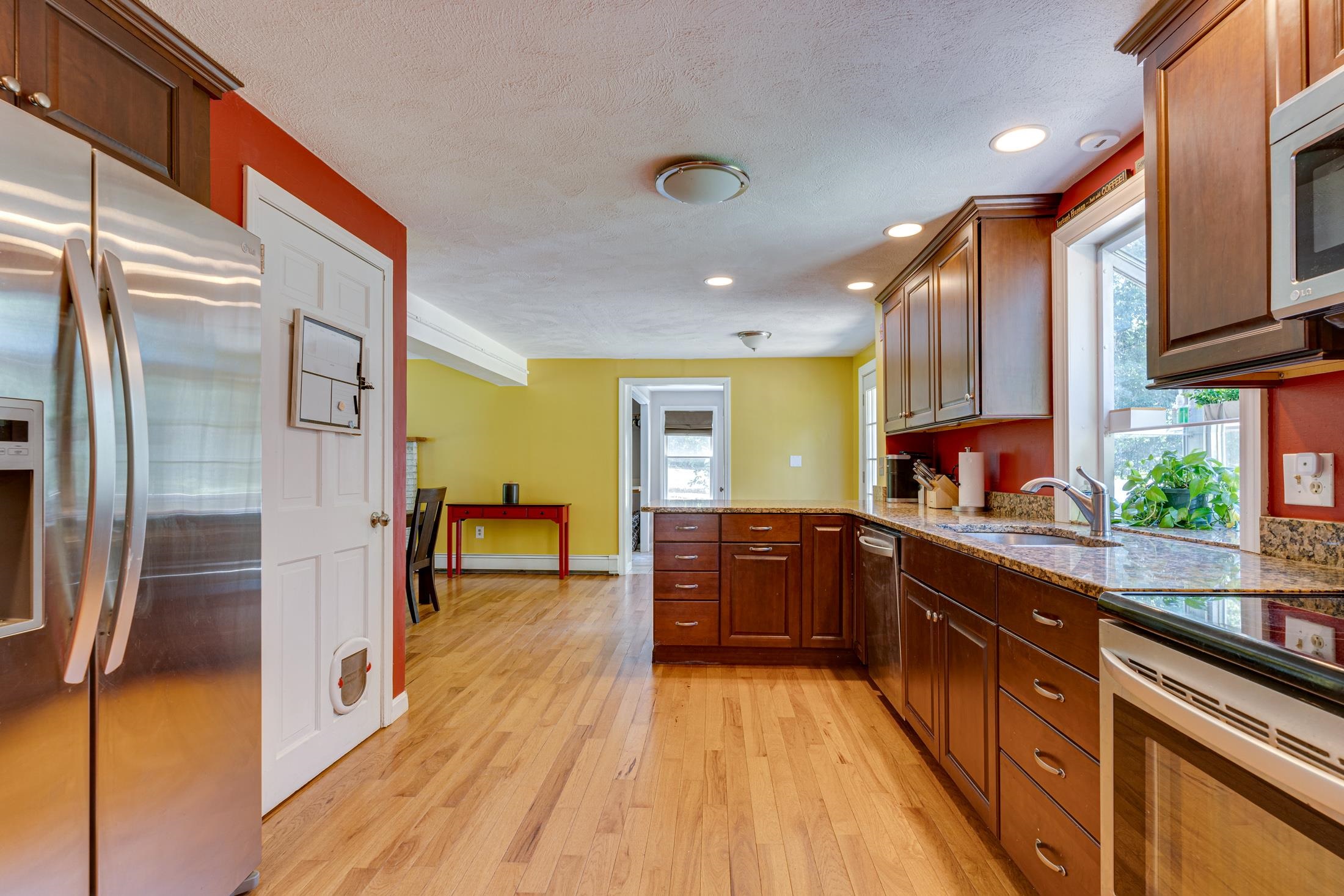 10 New Road Windham, NH 03087 - Photo 11 of 36