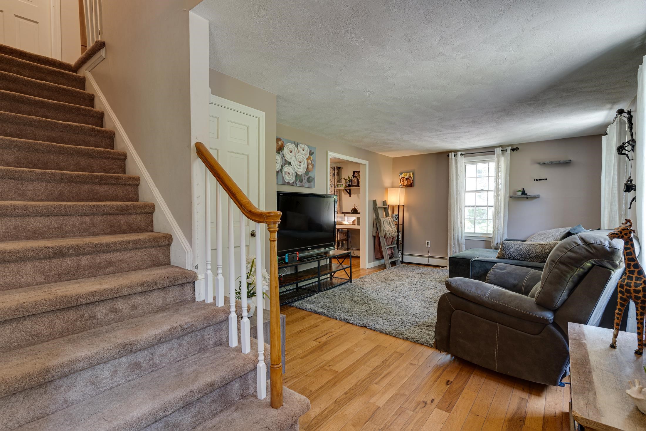 10 New Road Windham, NH 03087 - Photo 19 of 36