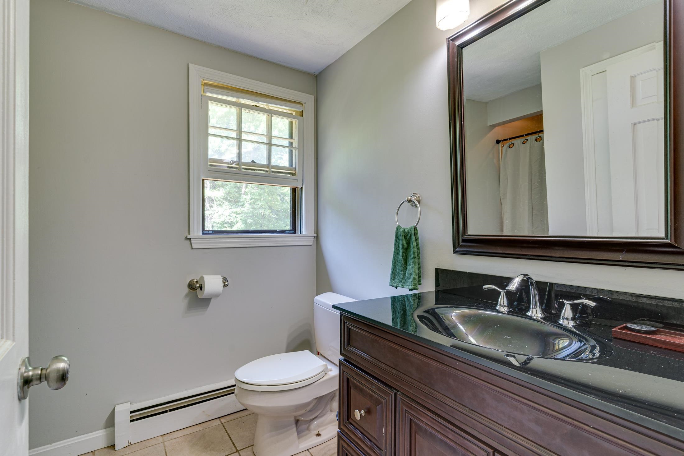 10 New Road Windham, NH 03087 - Photo 23 of 36