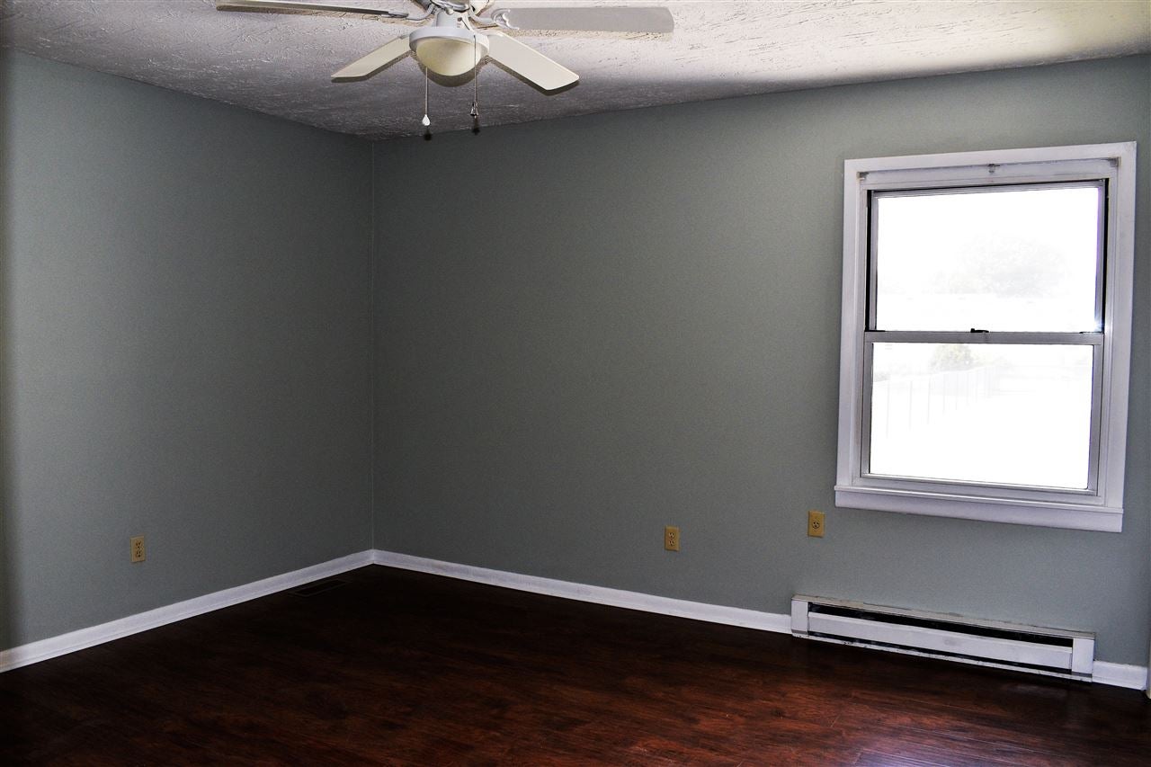 979 Hatter Road Franklin, KY 42134 - Photo 9 of 17 Gallery Image 9