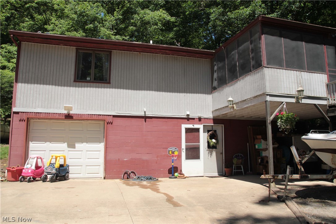 9736 Candy Road Cambridge, OH 43725 - Photo 30 of 32