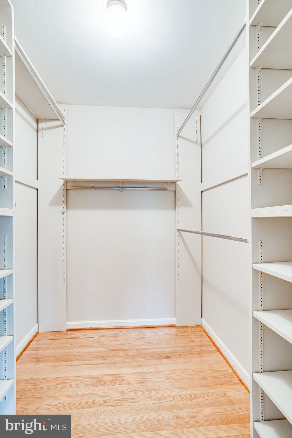 12220 St James Road Potomac, MD 20854 - Photo 32 of 69 Master bedroom Walkin closet