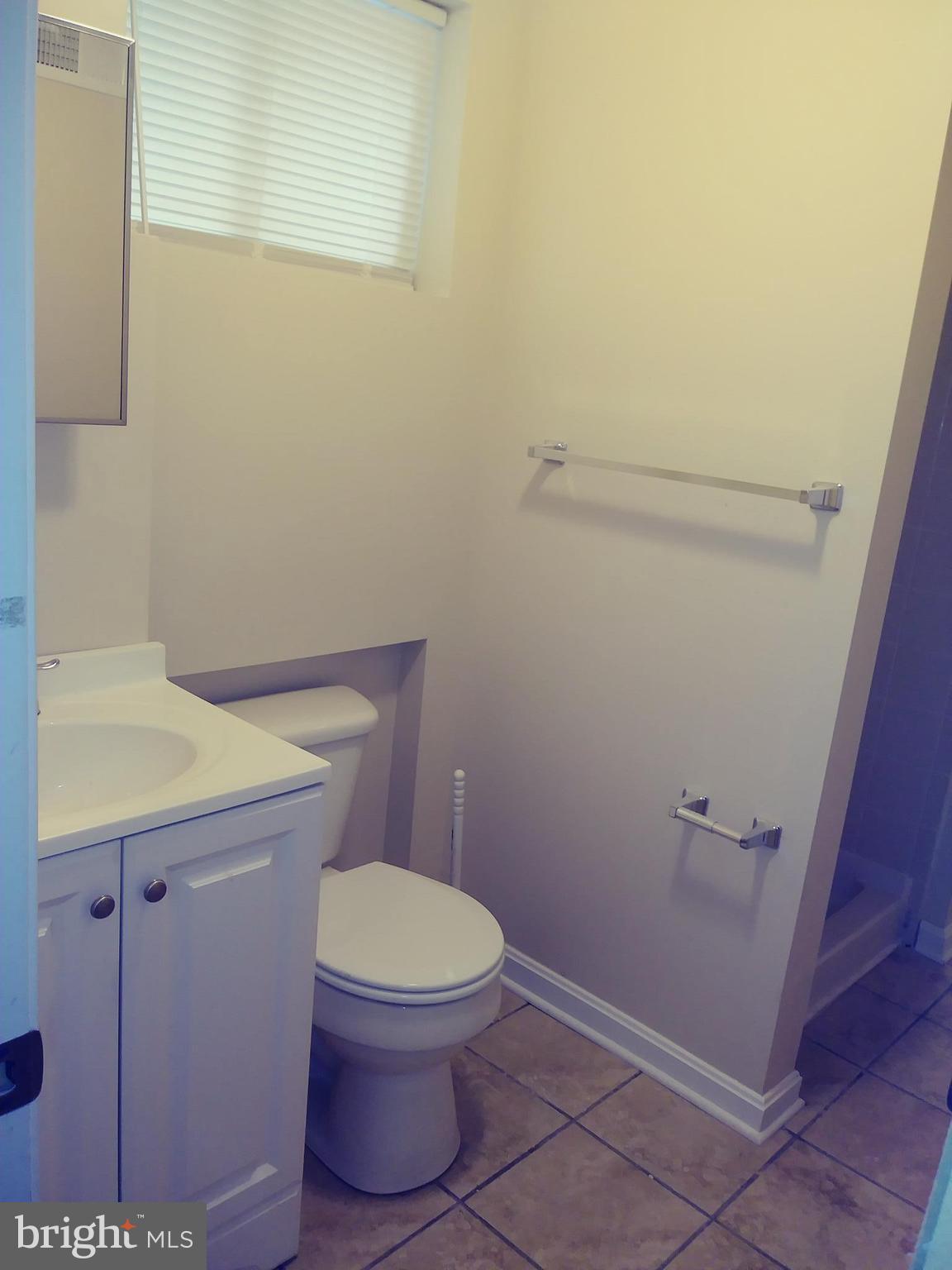 907 Brooke Road Capitol Heights, MD 20743 - Photo 22 of 27 Bath with shower - basement