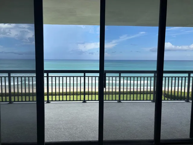 $2,500,000 | 3140 South Ocean Boulevard, Unit 304S, Palm Beach, FL 33480