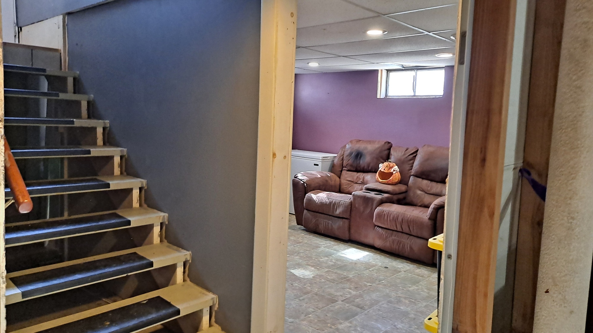 405 West Cleveland Street Spring Valley, IL 61362 - Photo 15 of 21 a living room with furniture and a book shelf