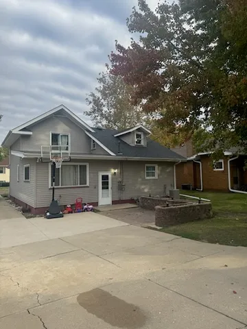$192,500 | 405 West Cleveland Street, Spring Valley, IL 61362