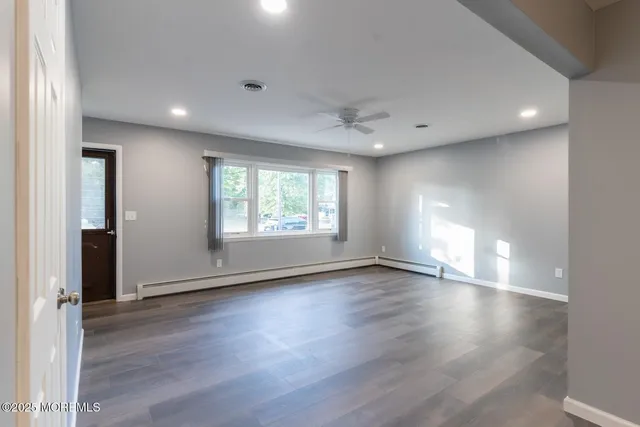 $429,000 | 23 Burlington Court, Toms River, NJ 08757