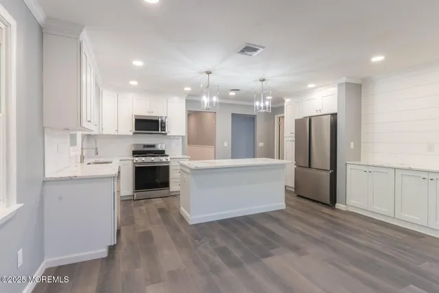 $429,000 | 23 Burlington Court, Toms River, NJ 08757