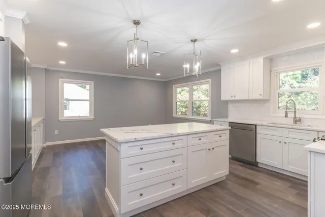 $429,000 | 23 Burlington Court, Toms River, NJ 08757