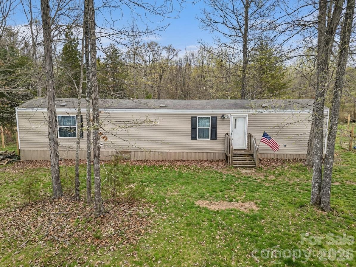 1846 Apple Blossom Road York, SC 29745 - Photo 3 of 24