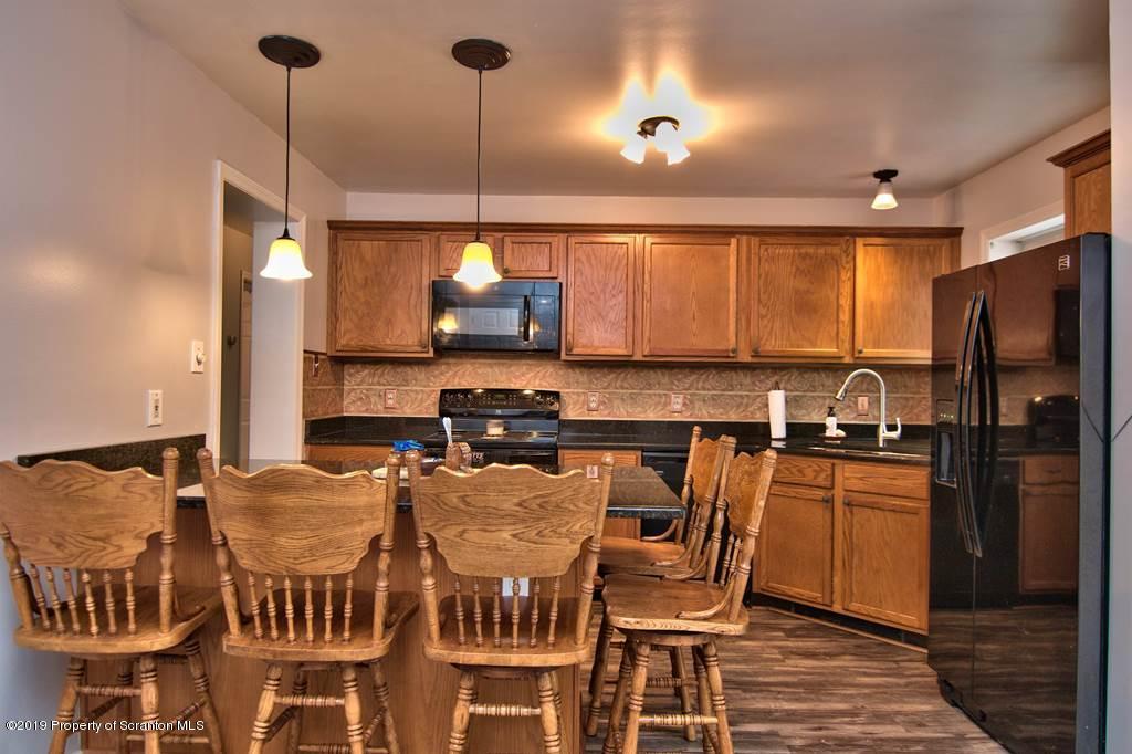 212 Summit Woods Road Moscow, PA 18444 - Photo 13 of 68