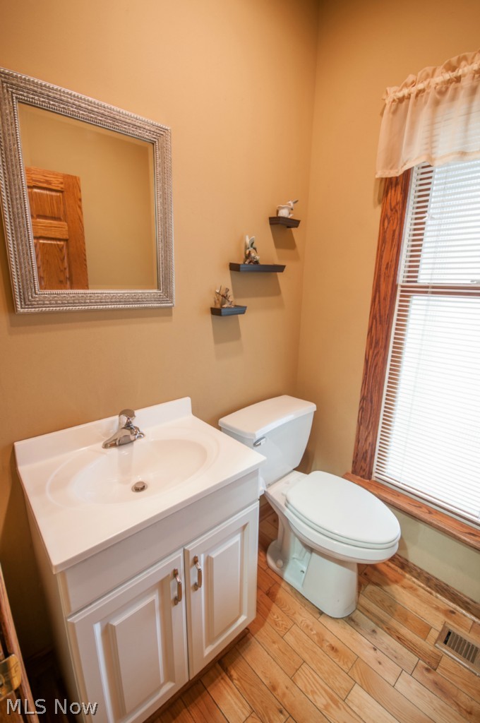 7874 Neff Road Medina, OH 44256 - Photo 16 of 24 Gallery Image 16