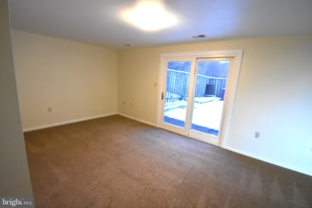 $2,100 | 106 Smithfield Court, Walkersville, MD 21793