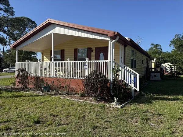 $205,000 | 2505 Sunset Drive, Sebring, FL 33870