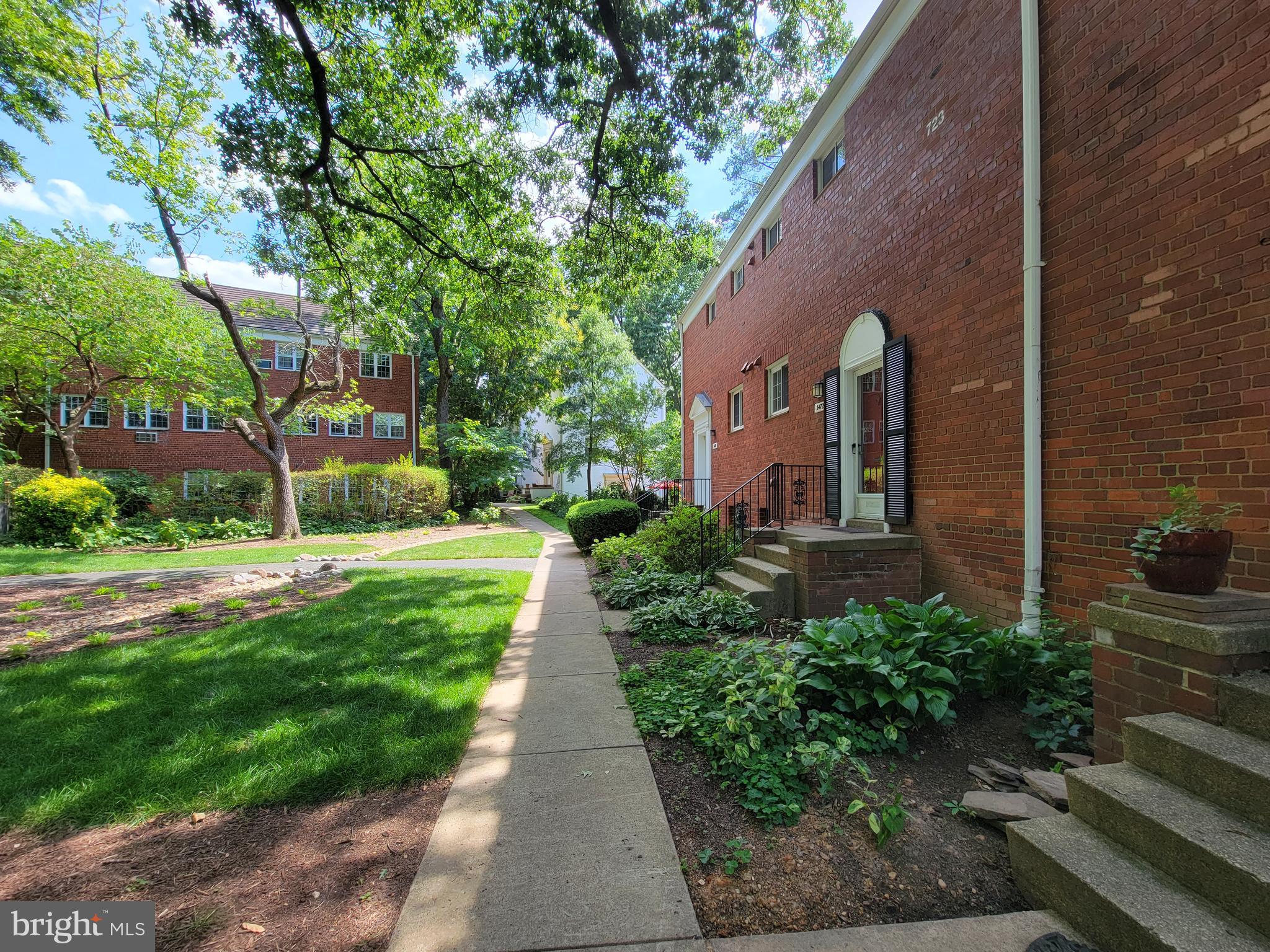 3472 Gunston Road, Unit 723 Alexandria, VA 22302 - Photo 19 of 33