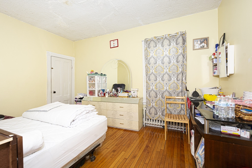2 Kosta Street Worcester, MA 01607 - Photo 8 of 20