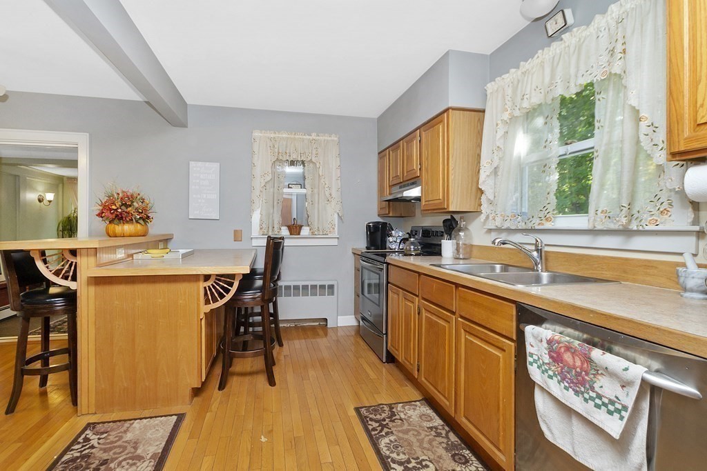 51 New Estate Road Littleton, MA 01460 - Photo 8 of 25 Gallery Image 8