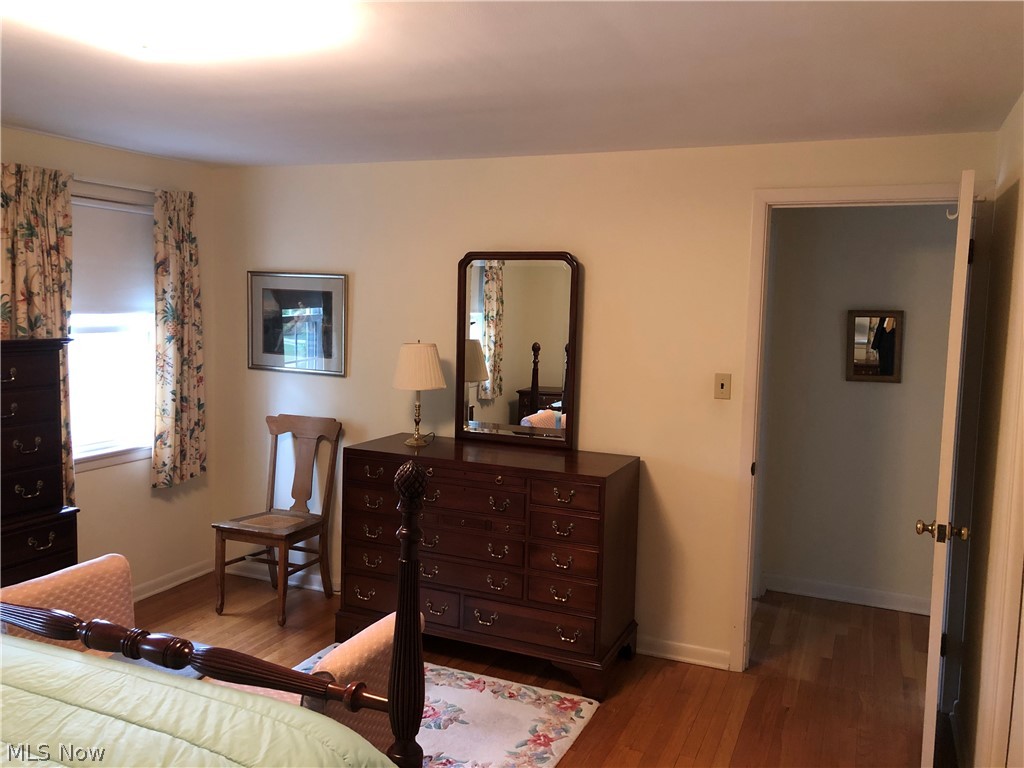 4099 Charlton Road Cleveland, OH 44121 - Photo 21 of 31