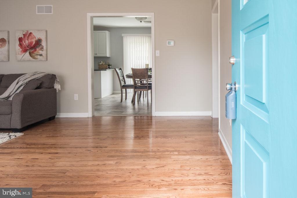1646 Ridgedale Drive Lancaster, PA 17601 - Photo 4 of 32 Gallery Image 4