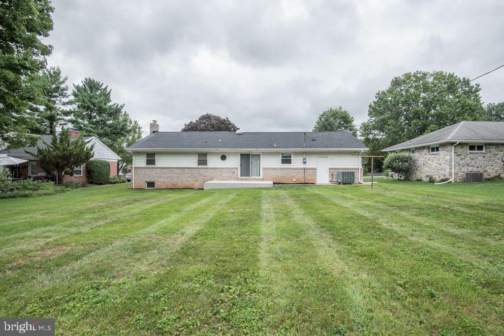 1646 Ridgedale Drive Lancaster, PA 17601 - Photo 31 of 32 Gallery Image 31