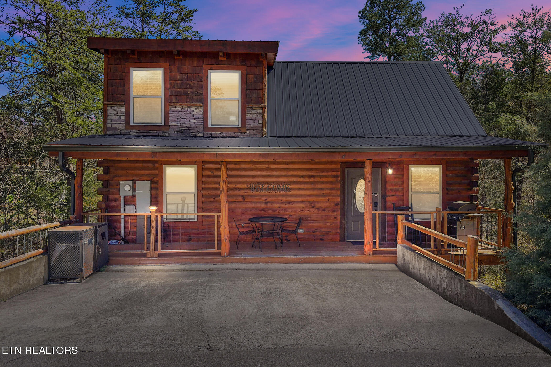 2713 Alps Way Pigeon Forge, TN 37863 - Photo 2 of 52 img_9111_vt