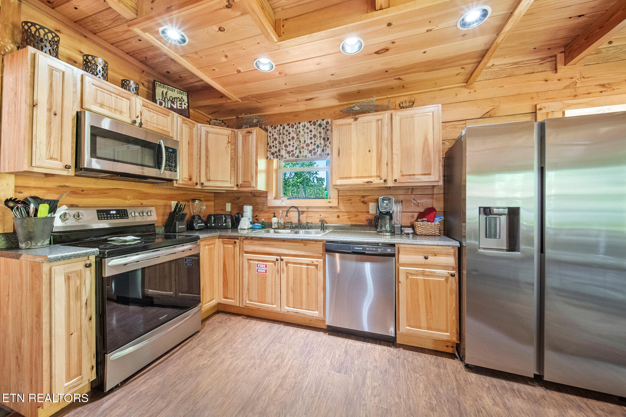 2713 Alps Way Pigeon Forge, TN 37863 - Photo 7 of 52 dsc04307