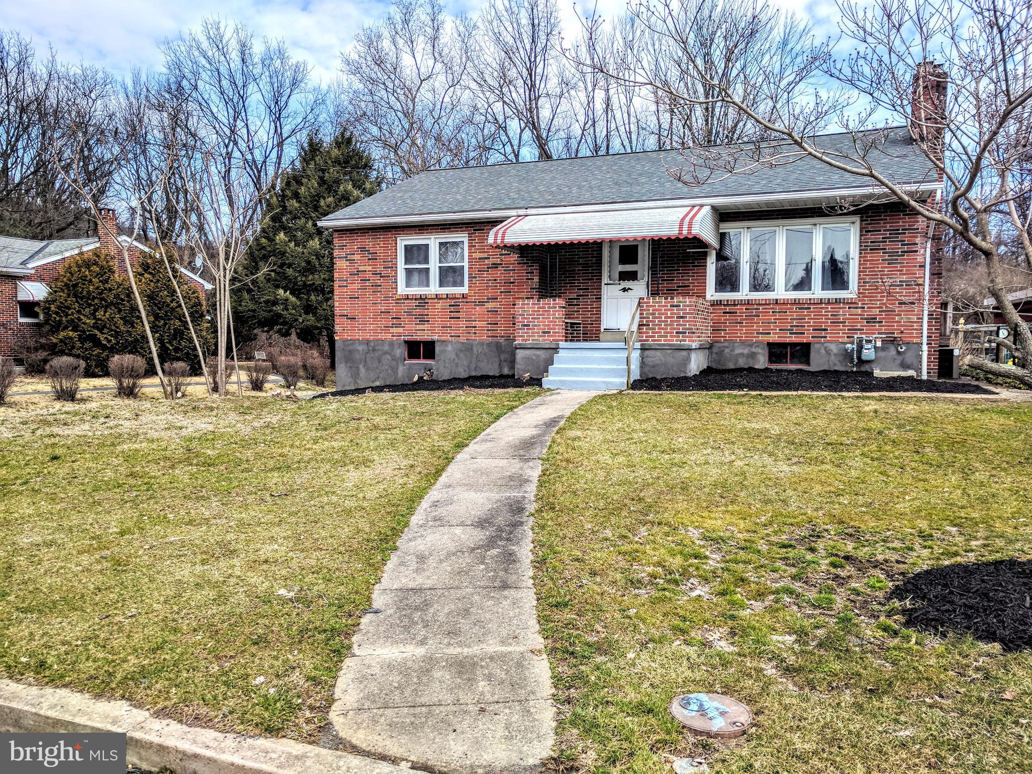 1711 Reservoir Road Reading, PA 19604 - Photo 1 of 31 Frontage