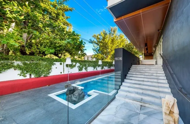 a view of a backyard with plants