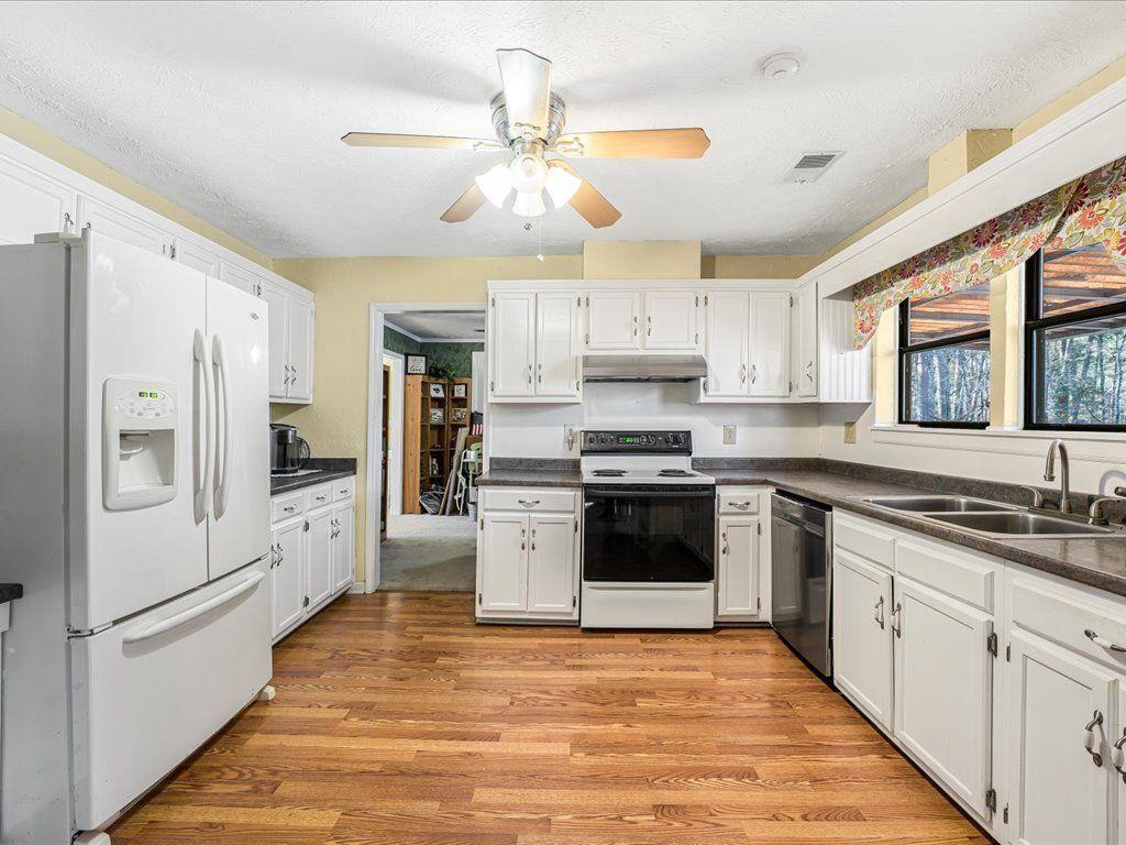 3125 Rosebud Road Loganville, GA 30052 - Photo 12 of 37