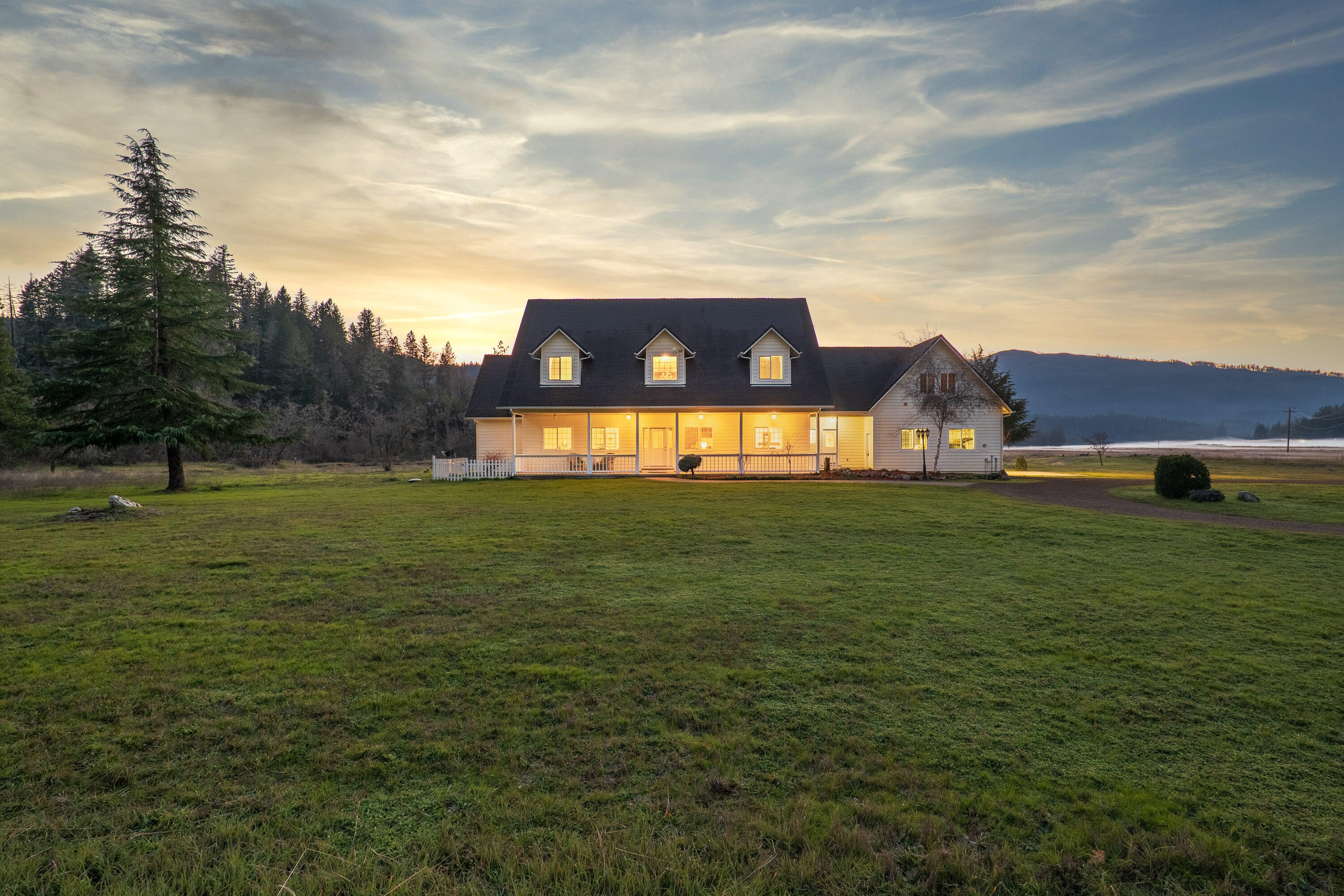 2275 Galice Road Merlin, OR 97532 - Photo 8 of 54 2275 Galice - 8