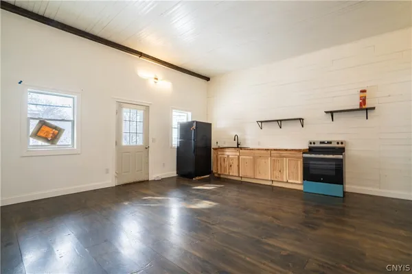 $649,999 | 1 Main Street, Cherry Valley, NY 13320