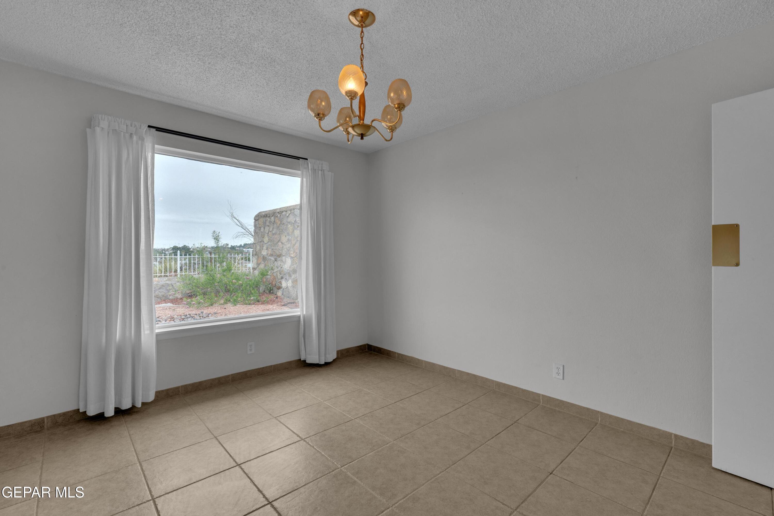 337 Clairemont Road El Paso, TX 79912 - Photo 20 of 45 2 (16)